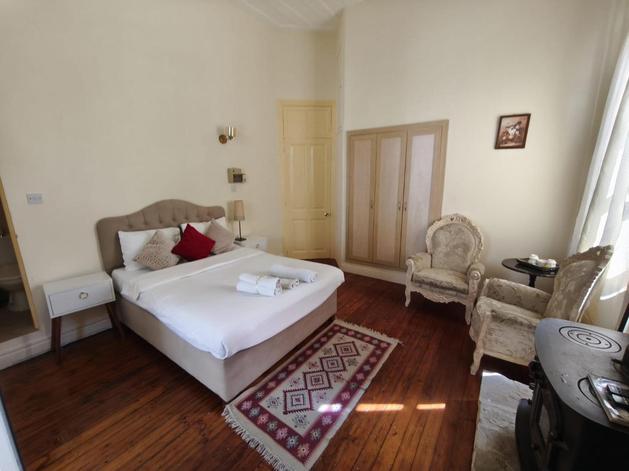 Deniz Konak Boutique Hotel Кирения Номер фото